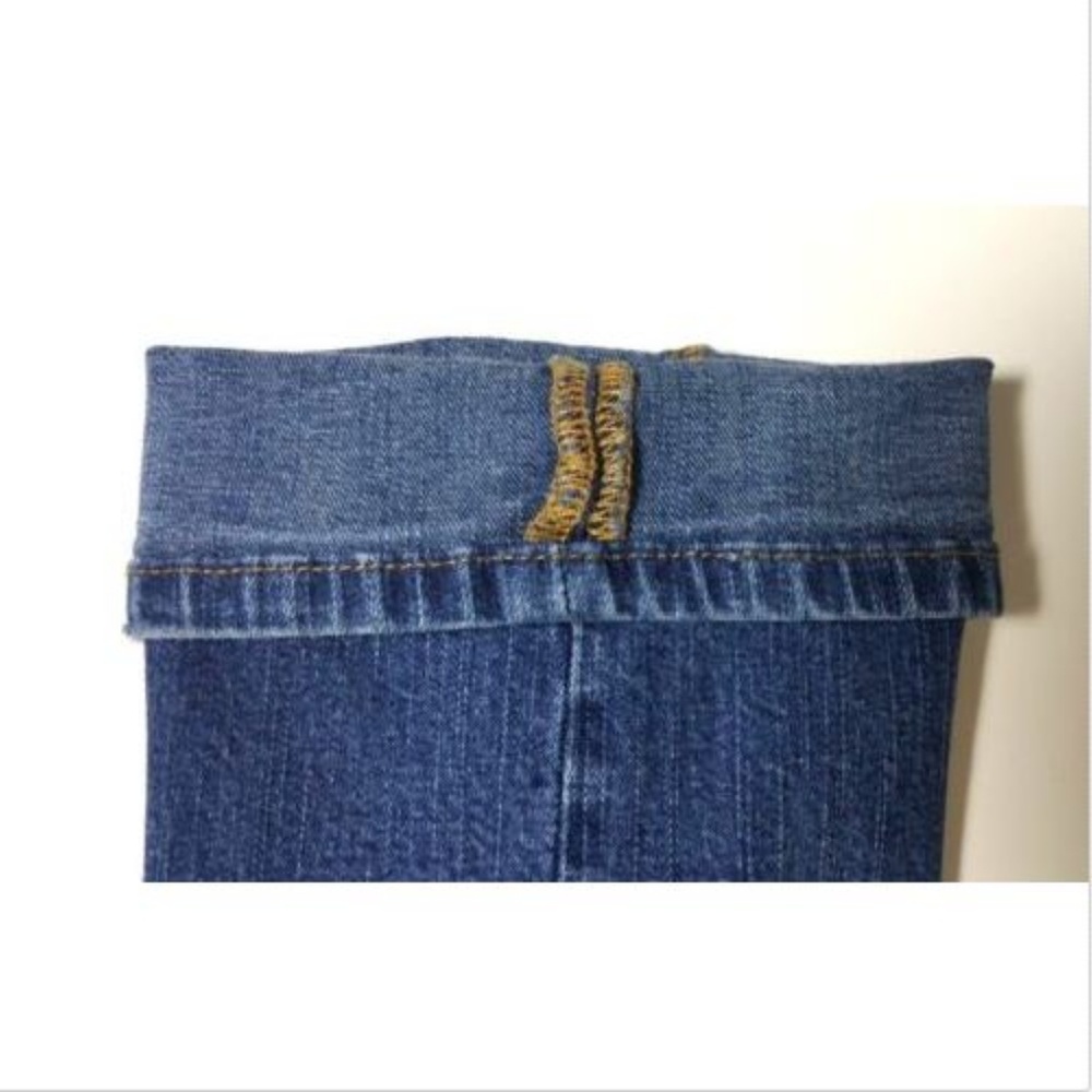 *SOLD* Levi's 510 Size 8 Classic Slim Blue Jeans - Picture 4 of 8